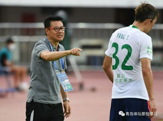 跑？洪五嘿嘿一笑，立刻说道：陈总，你放心，能从我洪五养狗场里跑出去的人，还没生出来呢。